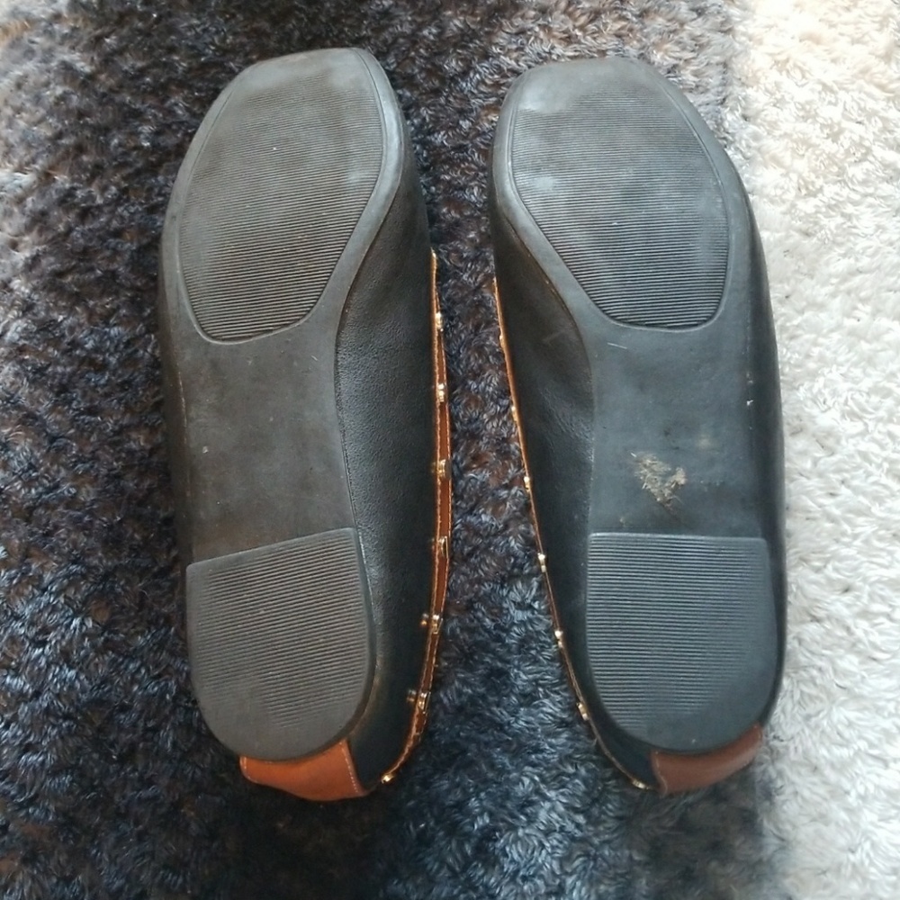 flats - Picture 3 of 4